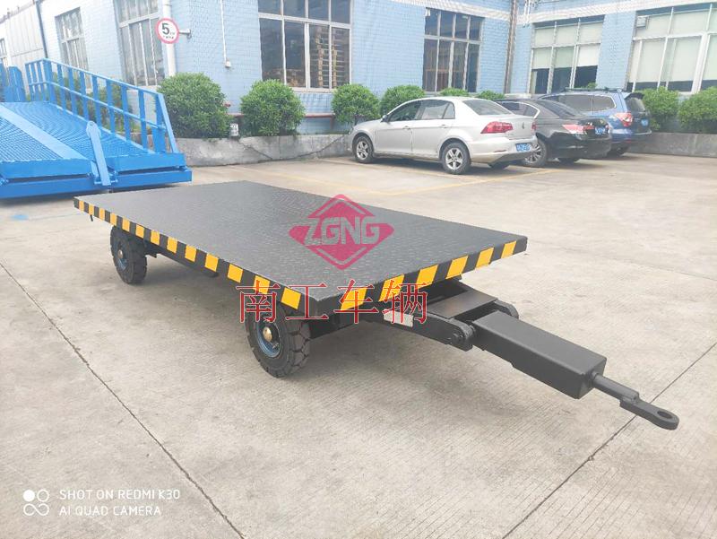 2吨移动牵引乐鱼（中国） 无动力叉车牵引全挂