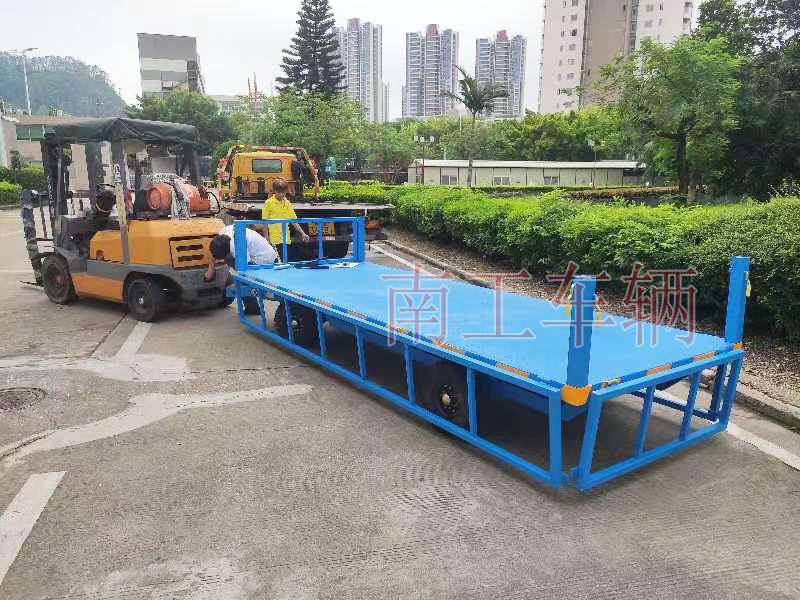 2吨下翻护栏牵引工业乐鱼（中国） 全挂式工具底盘拖车