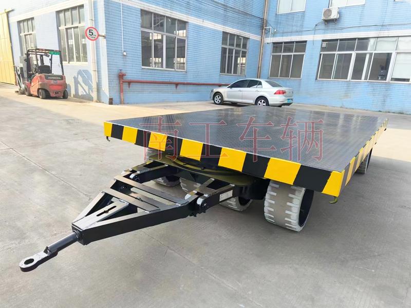 30吨重型乐鱼（中国），叉车牵引重型工具拖车