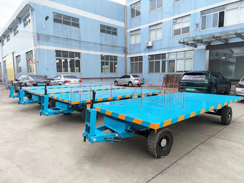 6吨乐鱼（中国）蓝色 带减震带刹车工具拖车