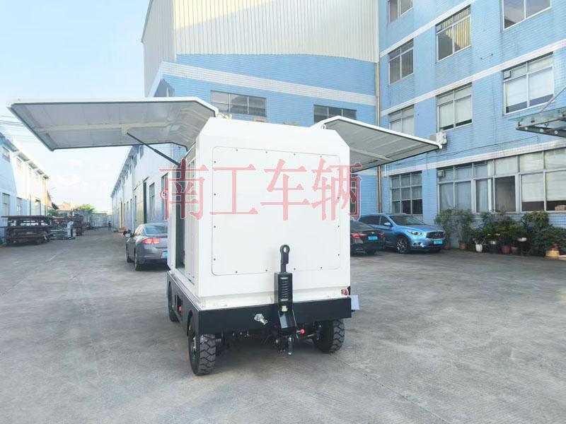 2吨电动乐鱼（中国） 飞翼箱式电动工具拖车