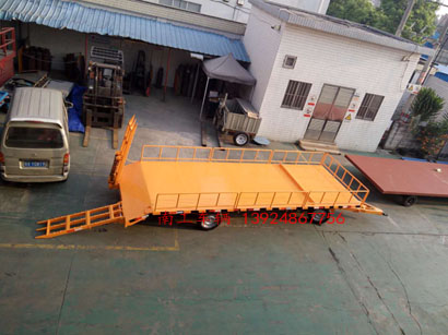 5吨带登车桥护栏型乐鱼（中国）6I.jpg