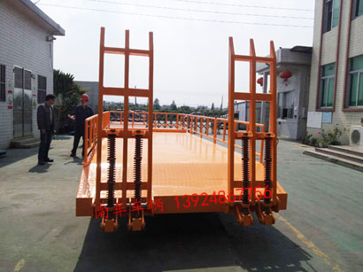 5吨带登车桥护栏型乐鱼（中国）5i.jpg