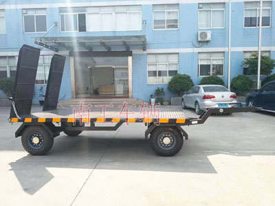 3吨带爬梯工业牵引乐鱼（中国）4I.jpg