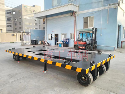 10.5吨牵引箱变乐鱼（中国）（预制舱拖车）I.jpg
