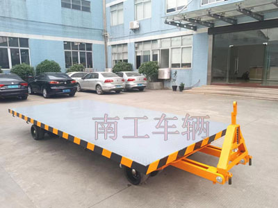 10吨中型牵引乐鱼（中国）4I.jpg