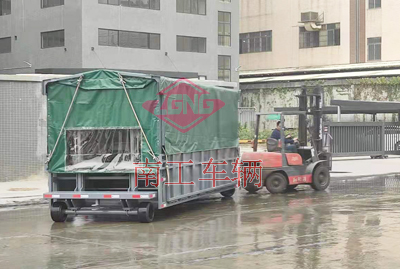 升降雨篷乐鱼（中国）6I.jpg