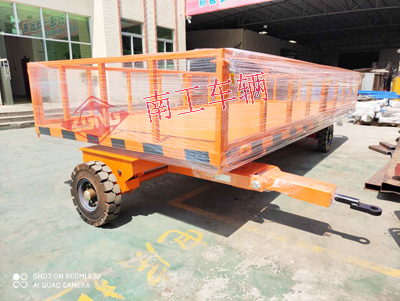 5吨护栏型乐鱼（中国） 全挂车4I.jpg