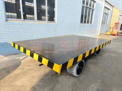 30吨重型乐鱼（中国） 环保实心轮胎2I.jpg