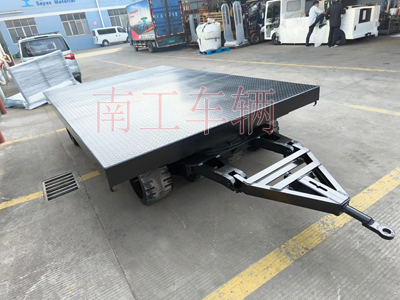 30吨重型乐鱼（中国） 环保实心轮胎4I.jpg