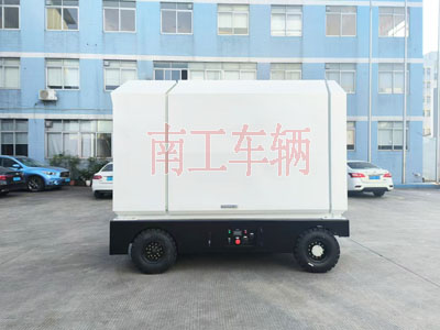 2吨电动乐鱼（中国） 飞翼式工具拖车3I.jpg