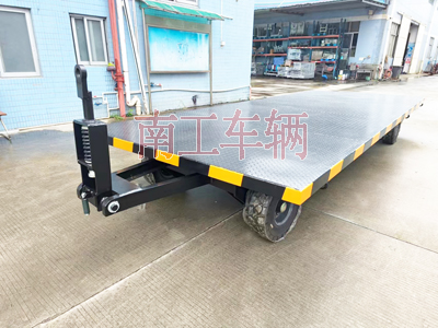 6吨牵引乐鱼（中国） 工业全挂拖车4I.jpg